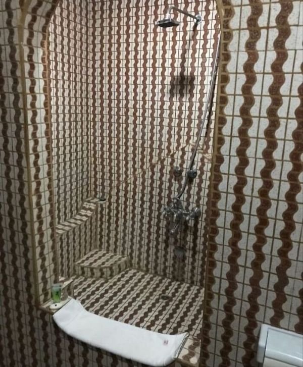 Weird Interiors (31 pics)