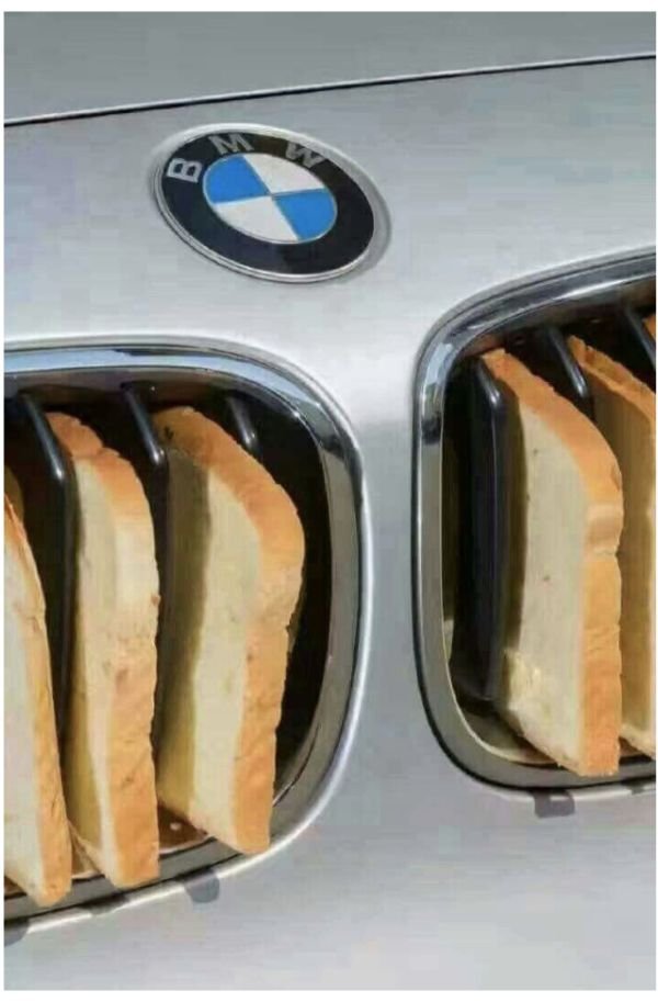 What Is Going On Here? (28 pics)