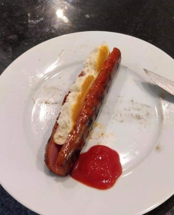 What Is Going On Here? (28 pics)
