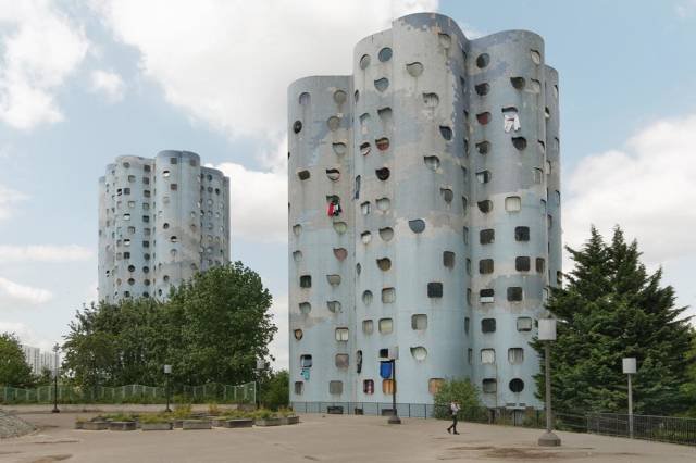 Unusual French Architecture (25 pics)