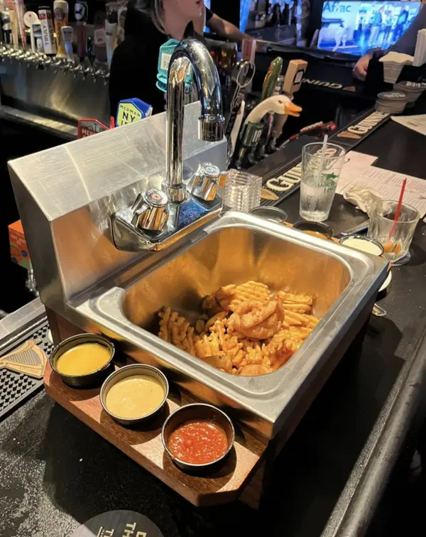 Weird Food Serving (29 pics)