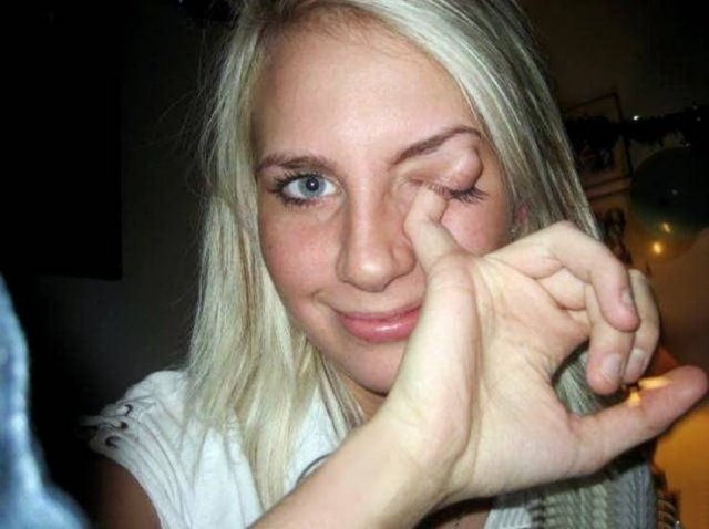 What Is Going On Here? (52 pics)