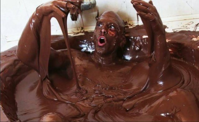 What Is Going On Here? (52 pics)