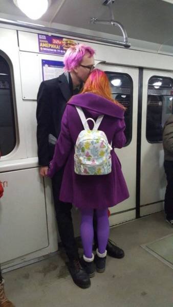 Strange And Funny People In The Subway (40 pics)