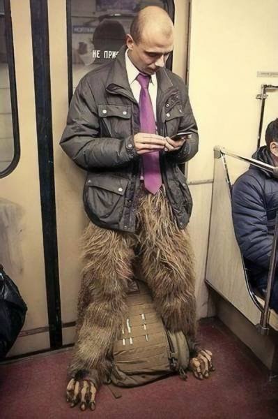 Strange And Funny People In The Subway (40 pics)