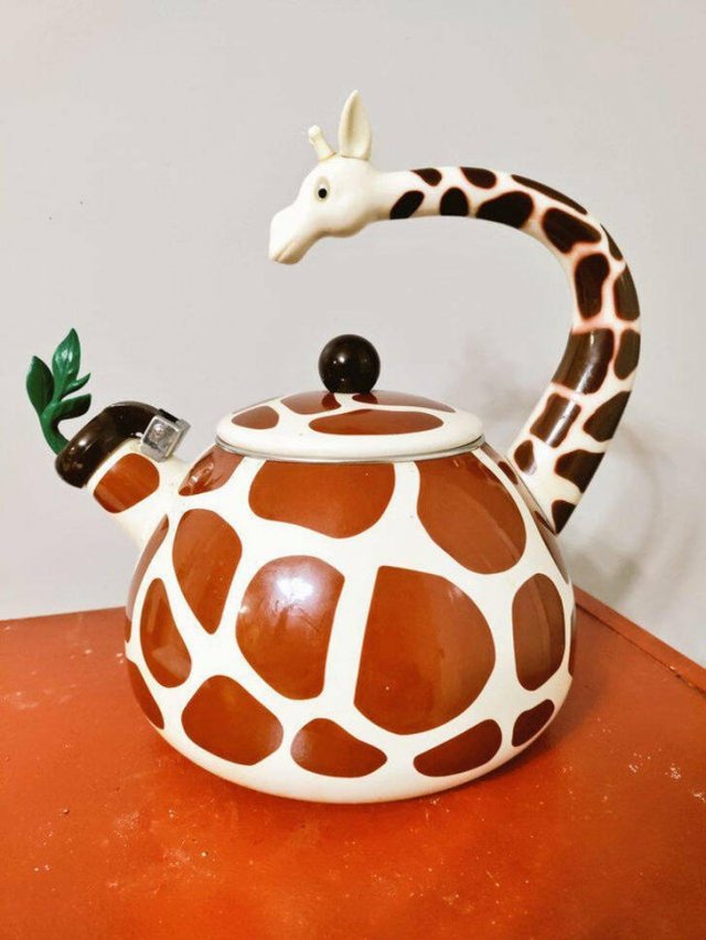 Unusual Finds In Thrift Shops (20 pics) Unusual Finds In Thrift Shops (20 pics)