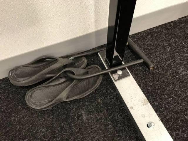 What Is Going On Here? (58 pics)