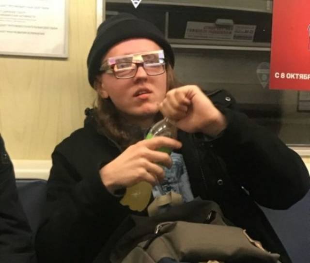 Strange People In The Subway (38 pics)