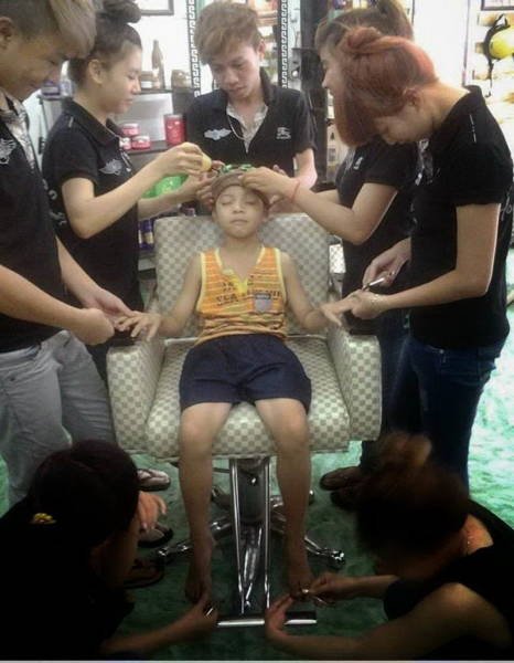 Weird Asians (43 pics)