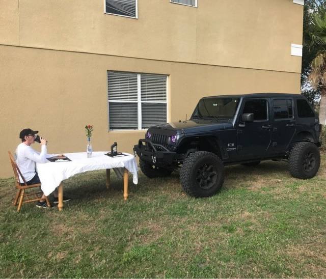 What Is Going On Here? (58 pics)
