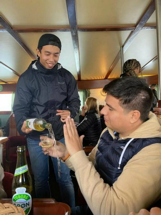 Right Moment (47 pics)