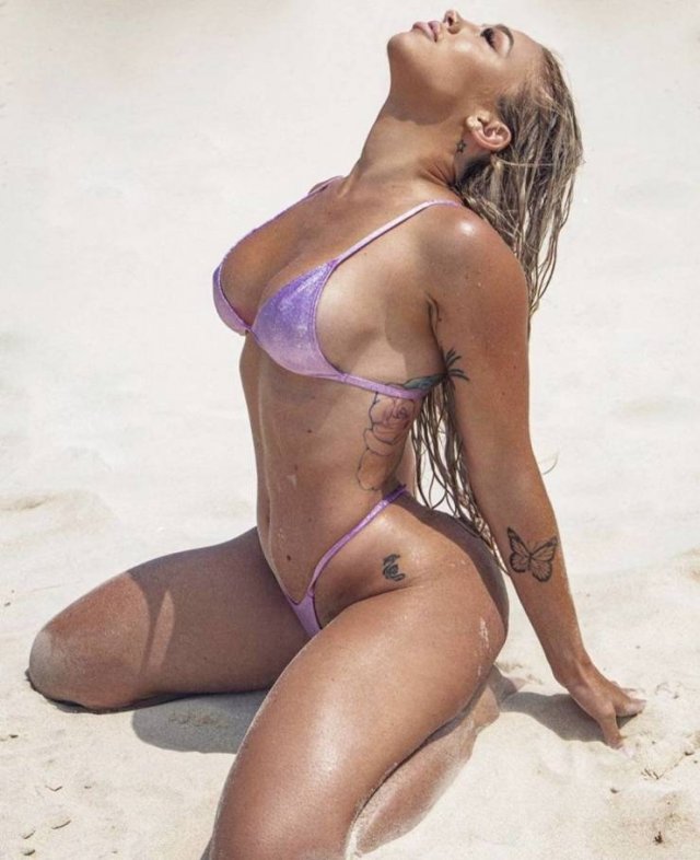 Slim Girls (49 pics)