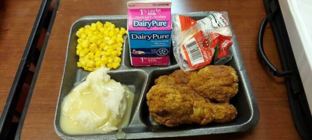 School Lunches In Different Countries (50 pics) School Lunches In Different Countries (50 pics)