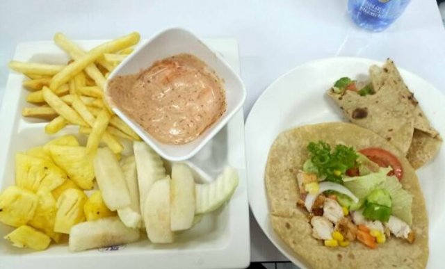 School Lunches In Different Countries (50 pics) School Lunches In Different Countries (50 pics)