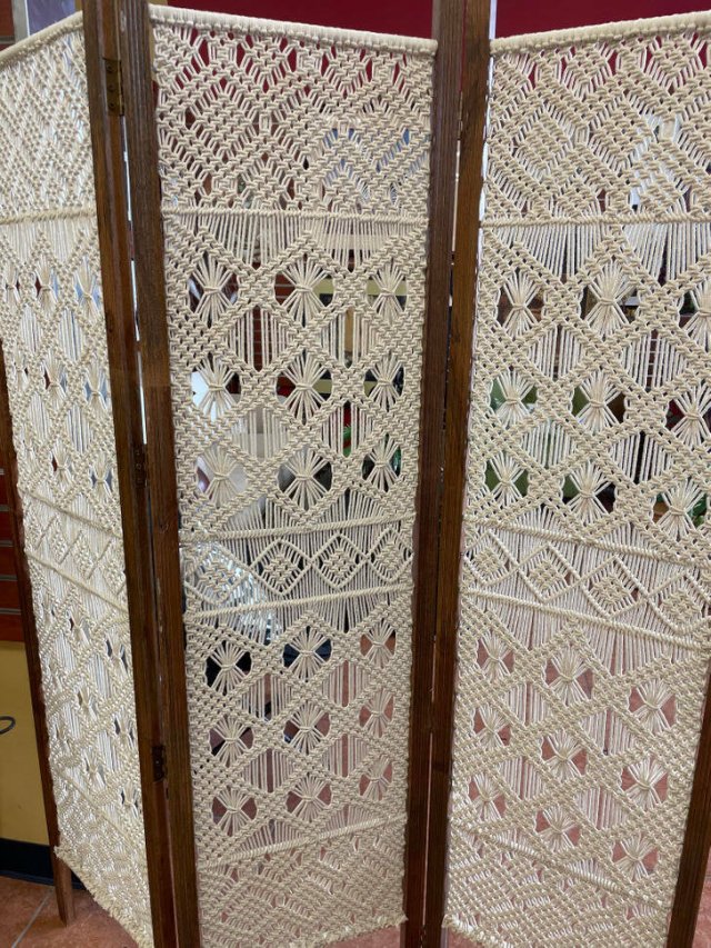 ''Treasures'' From Thrift Shops (21 pics)