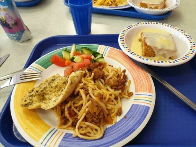 School Lunches In Different Countries (50 pics) School Lunches In Different Countries (50 pics)