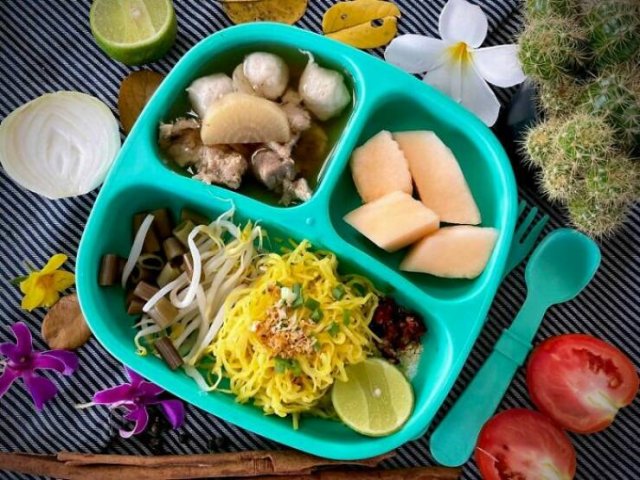 School Lunches In Different Countries (50 pics) School Lunches In Different Countries (50 pics)
