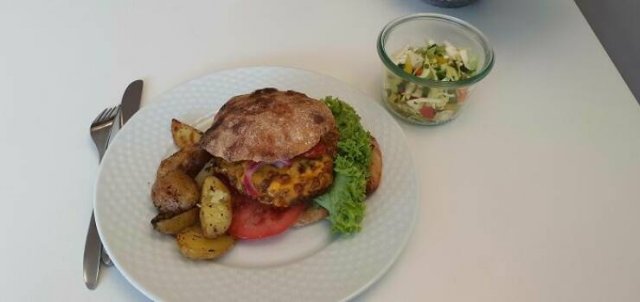 School Lunches In Different Countries (50 pics) School Lunches In Different Countries (50 pics)