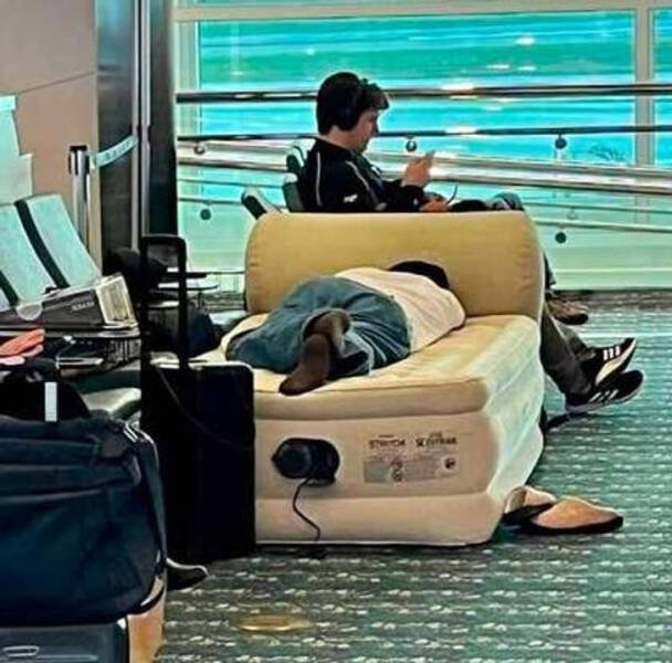 Funny People (18 pics)