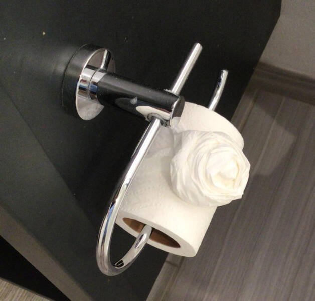 Interesting Finds In Hotels (18 pics)