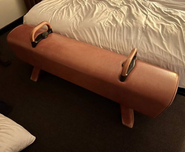 Interesting Finds In Hotels (18 pics)