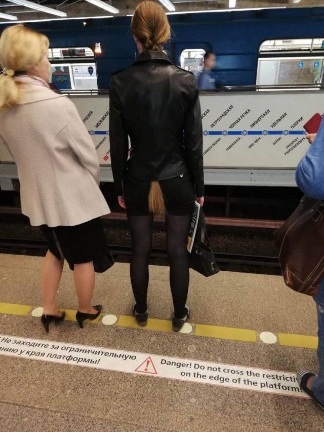 What Is Going On Here? (52 pics)