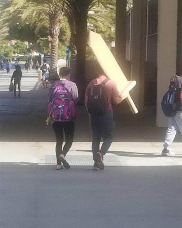 What Is Going On Here? (52 pics)