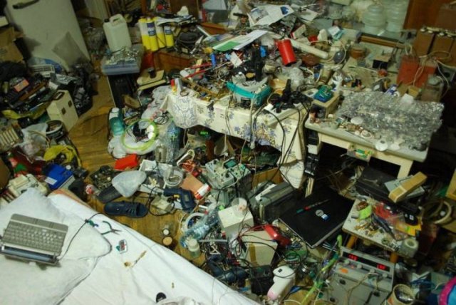 What Is Going On Here? (52 pics)