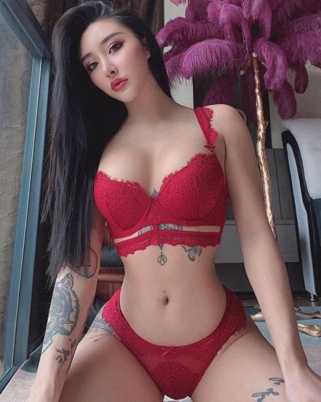 Slim Girls (43 pics)