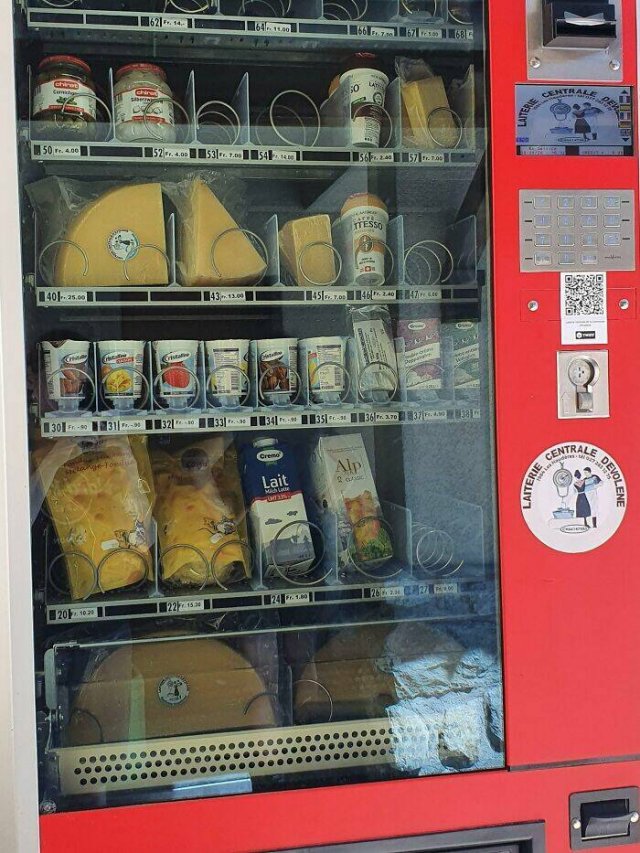 Unique Vending Machines (50 pics)