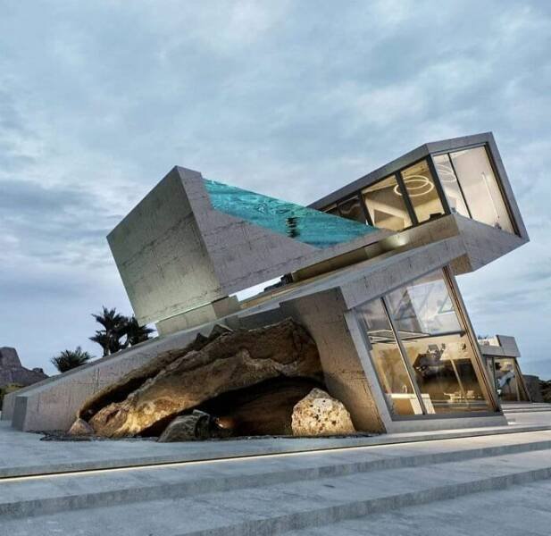 Unusual Buildings And Constructions (29 pics)