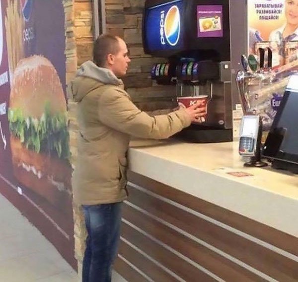 Strange People (34 pics)