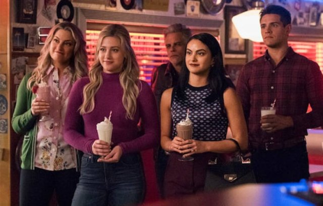 TV Shows Without Positive Characters (17 pics)