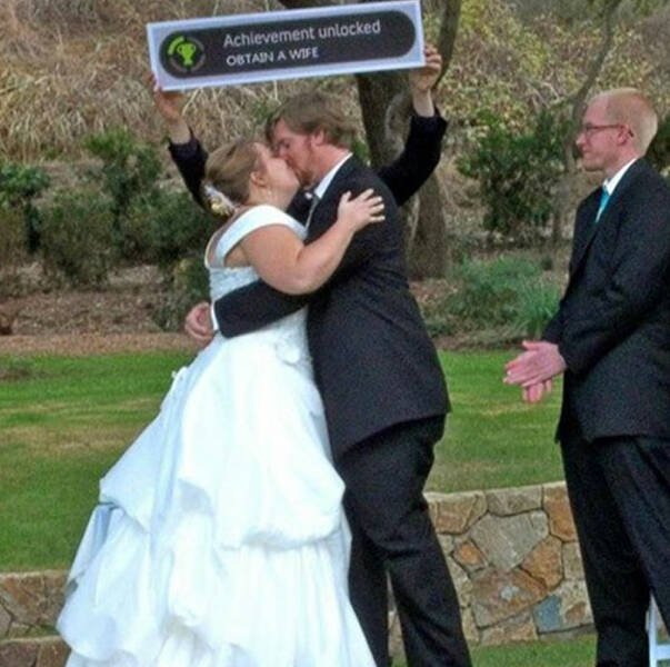 Weird And Funny Wedding Photos (40 pics)