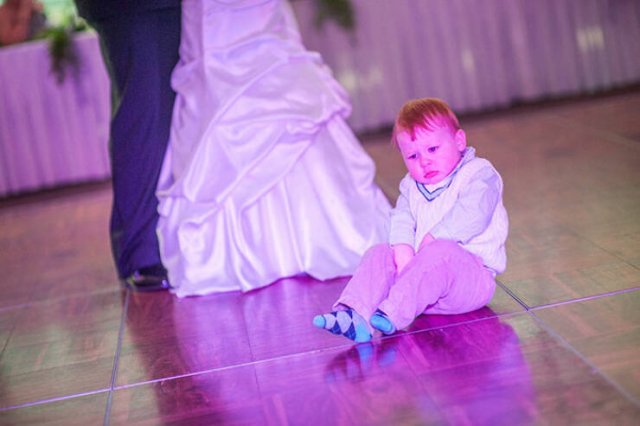 Weird And Funny Wedding Photos (40 pics)