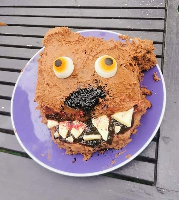 Awful Cakes (28 pics)