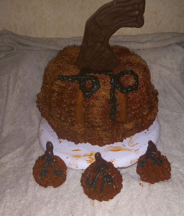 Awful Cakes (28 pics)