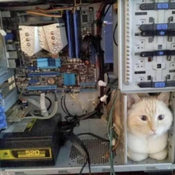 Terrible And Weird Computers (28 pics)