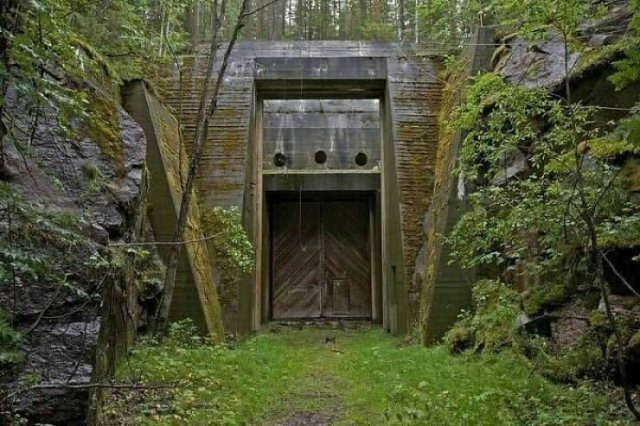 Brutal Buildings (30 pics)