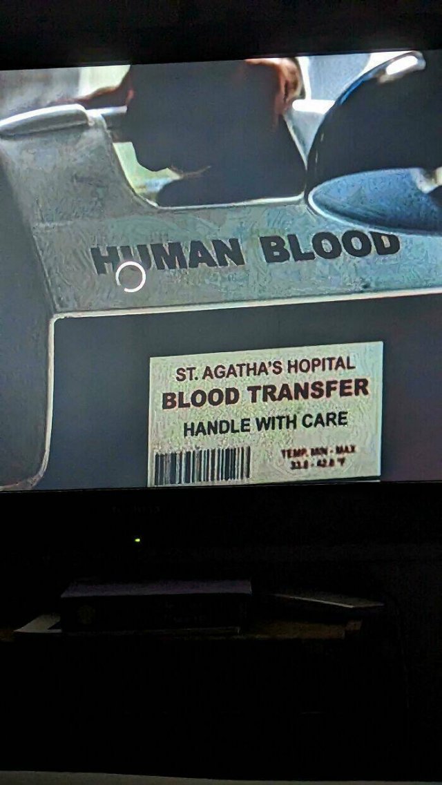 Interesting Movie Mistakes (39 pics)