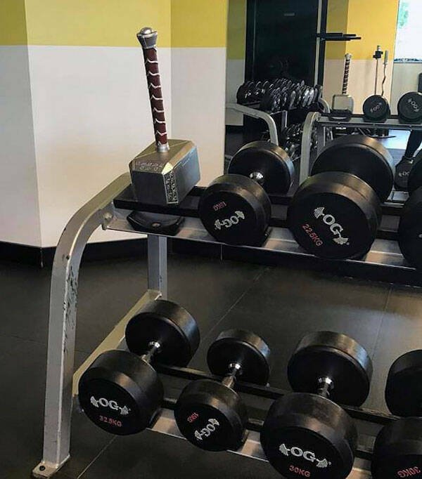 Weird People In The Gym (24 pics)