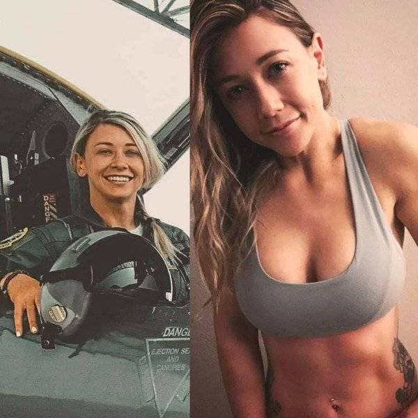 Girls With And Without Uniform (21 pics)