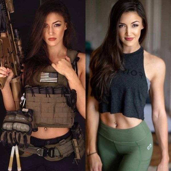 Girls With And Without Uniform (21 pics)