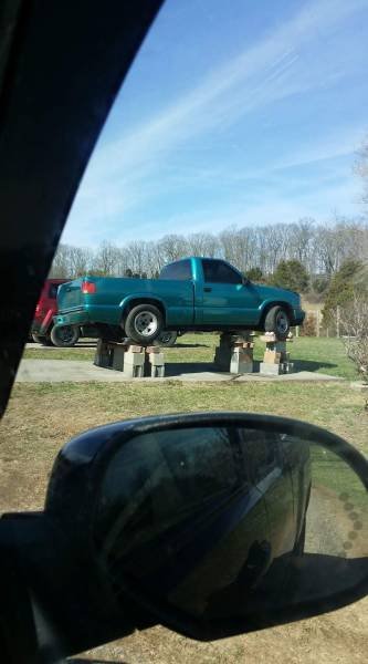 What Is Going On Here? (45 pics)