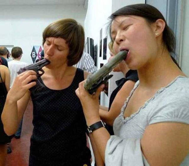 What Is Going On Here? (45 pics)
