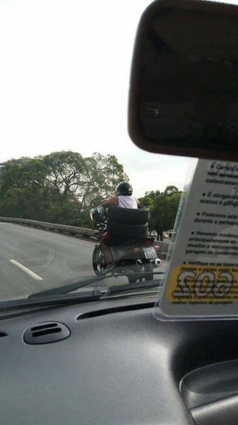 What Is Going On Here? (45 pics)