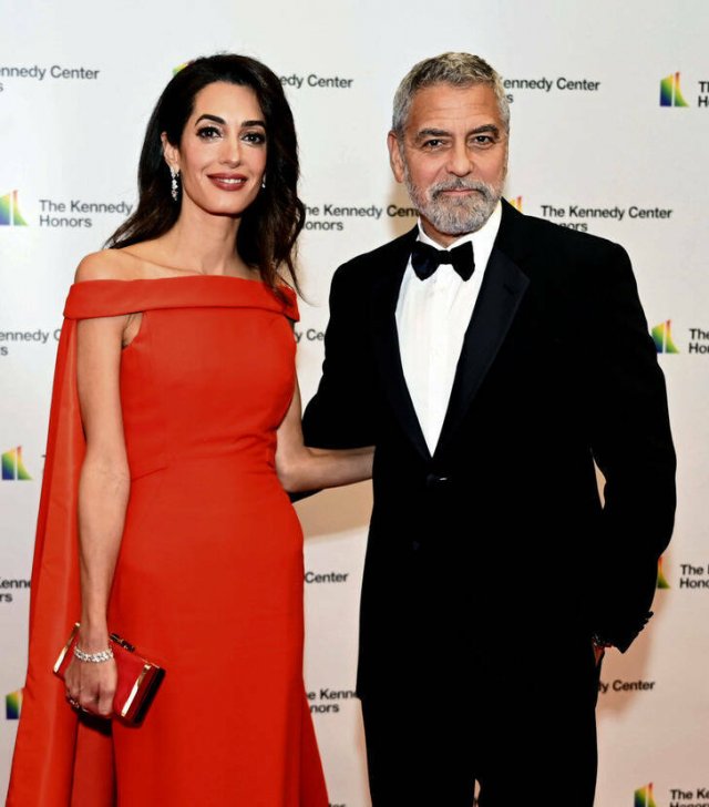 Famous Couples With Big Age Gap (28 pics)