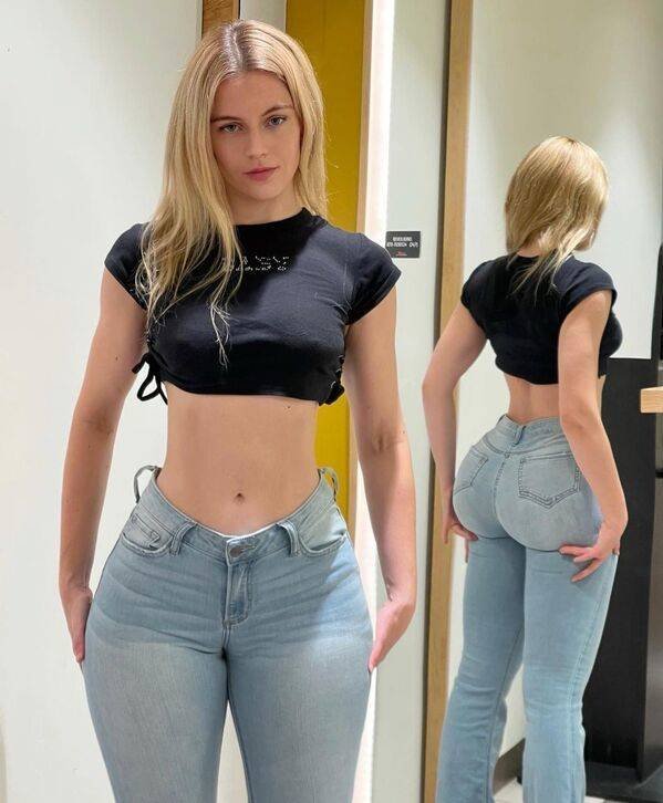 Girls In Tight Jeans (36 pics)