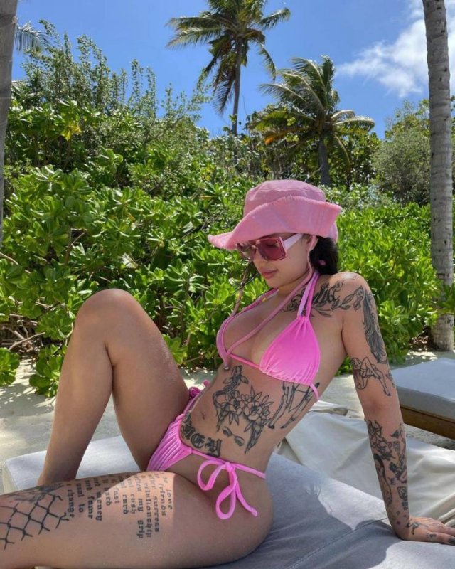 Tattooed Girls (41 pics)