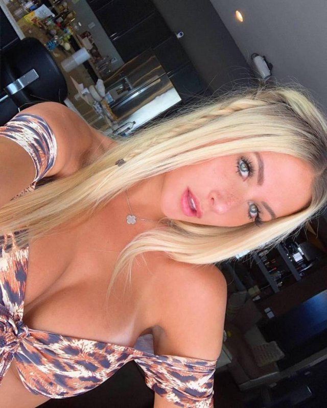 Girls With Beautiful Eyes (65 pics)
